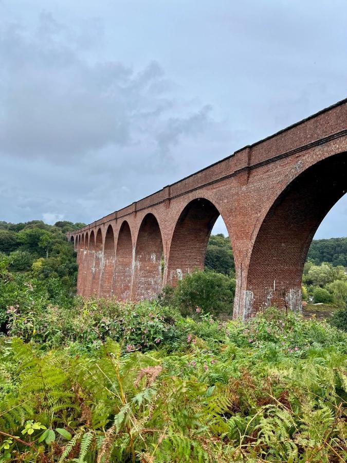 Runaway Cottage, Whitby Ngoại thất bức ảnh